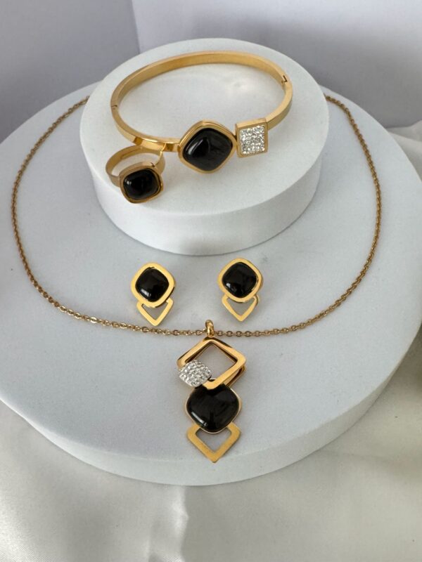 Onyx Geometric Gold Jewelry Set – Statement Necklace, Bangle, Ring & Earrings