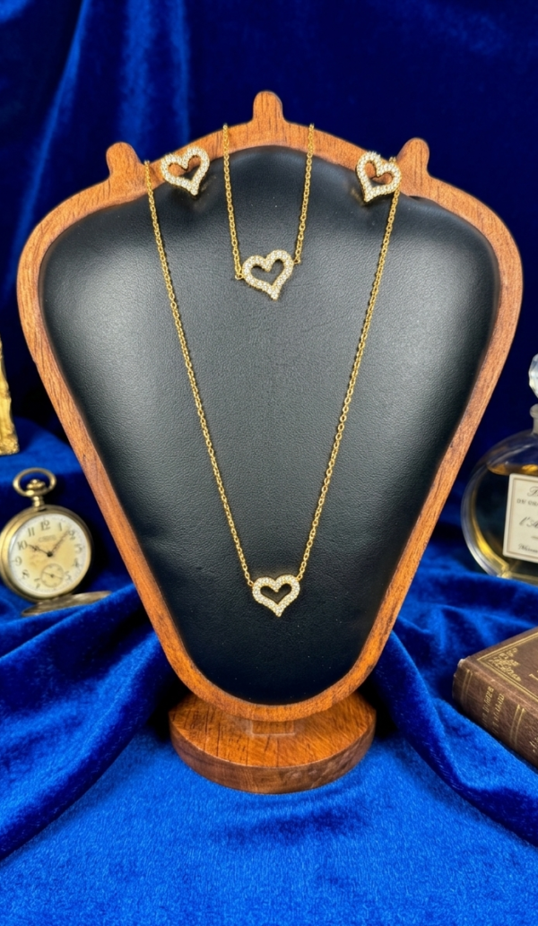Eternal Heart Pave Crystal Jewelry Set – Gold Plated Romantic Necklace & Earrings